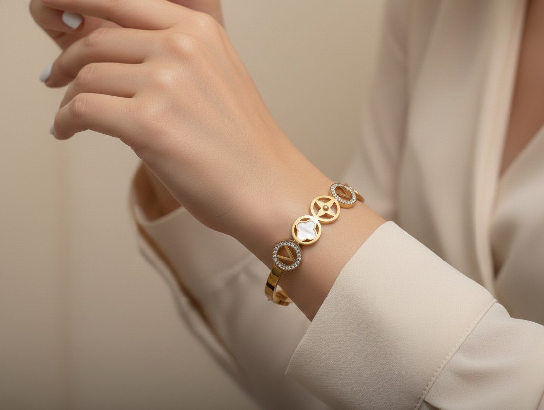 Designer Motif Gold Bracelet