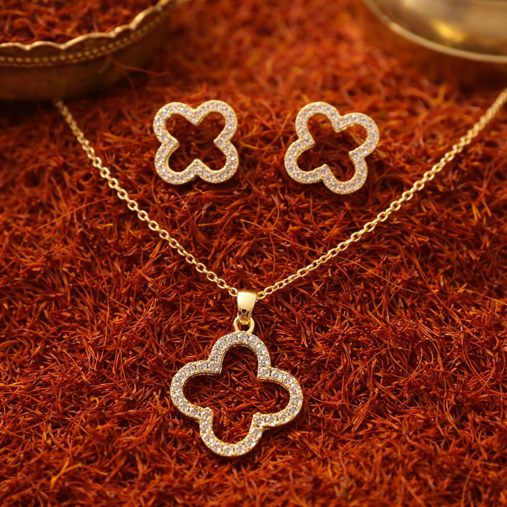 Clover Crystal Necklace Set