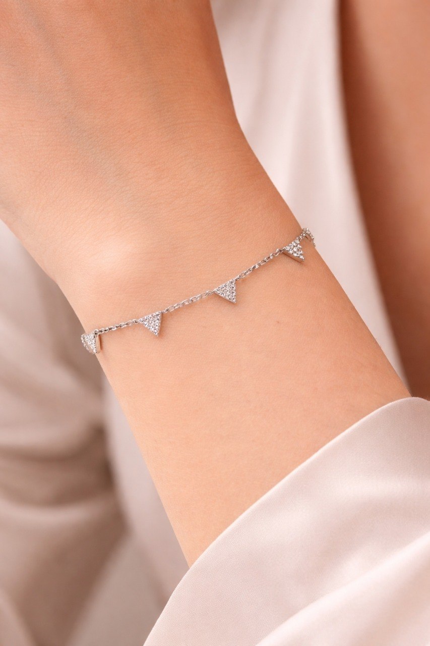 Geometric Sparkle Triangle Bracelet – 925 Sterling Silver