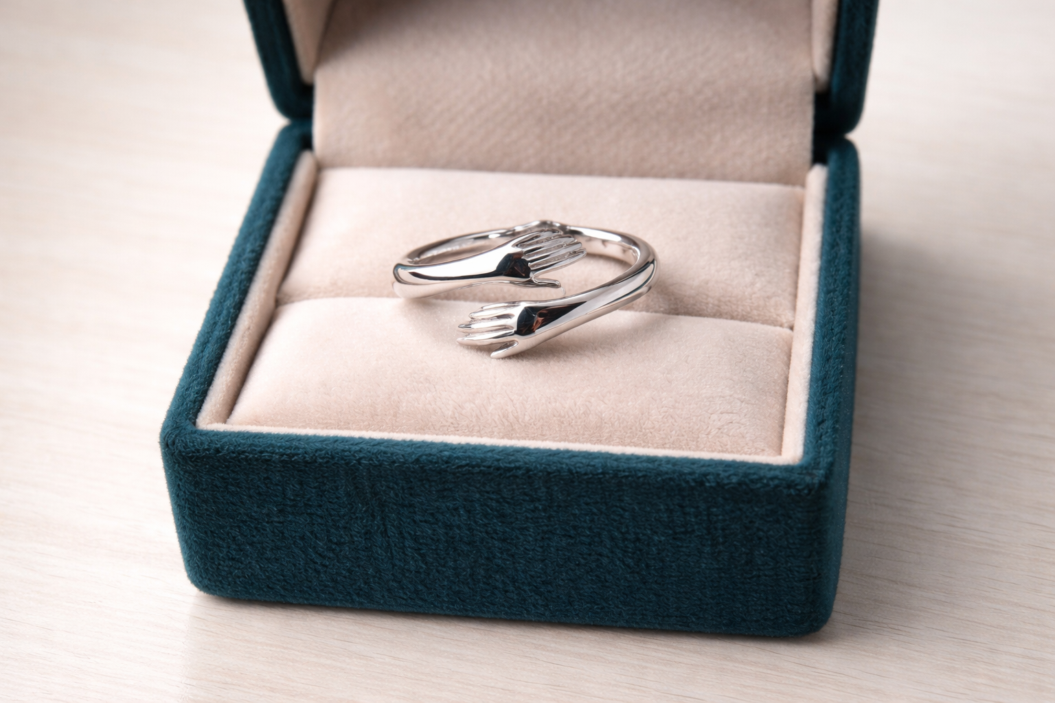 925 Sterling Silver Hug Hands Adjustable Ring