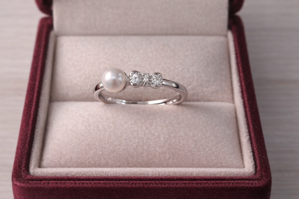 Elegant Pearl & Triple Stone 925 Sterling Silver Ring