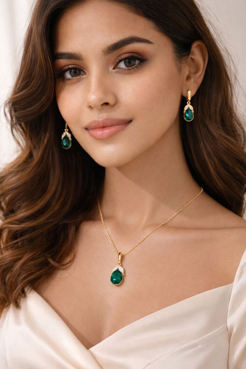 Anti-Tarnish Green Crystal Pendant Necklace Set with Earrings